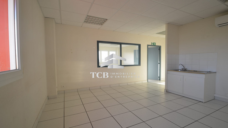 Ma-Cabane - Location Divers Bouguenais, 200 m²