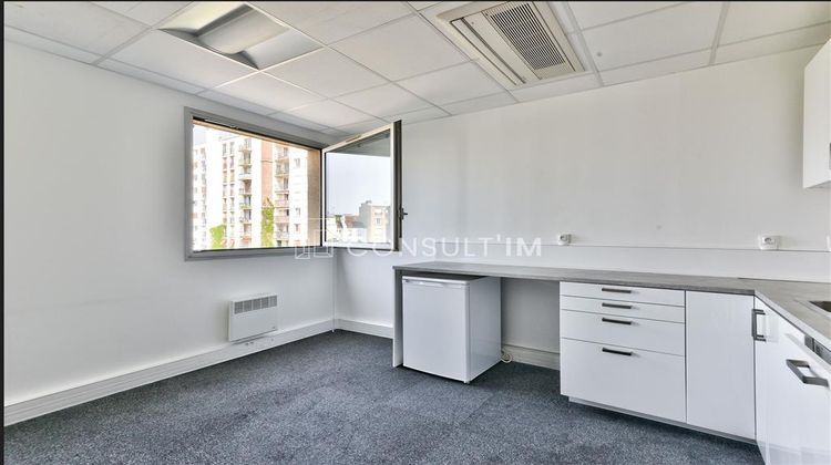 Ma-Cabane - Location Divers BOULOGNE BILLANCOURT, 186 m²