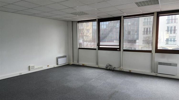 Ma-Cabane - Location Divers BOURG LA REINE, 302 m²