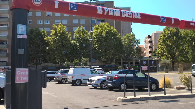Ma-Cabane - Location Divers BOURGOIN JALLIEU, 77 m²