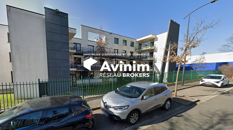 Ma-Cabane - Location Divers Brignais, 202 m²