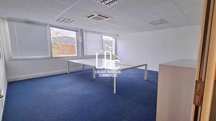 Ma-Cabane - Location Divers Carquefou, 307 m²