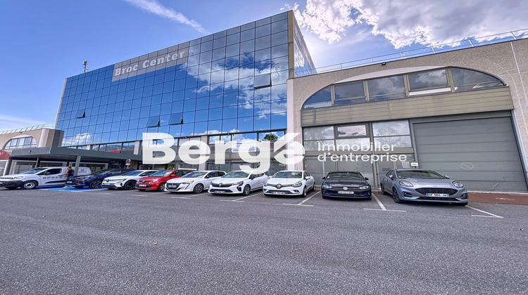 Ma-Cabane - Location Divers Carros, 277 m²