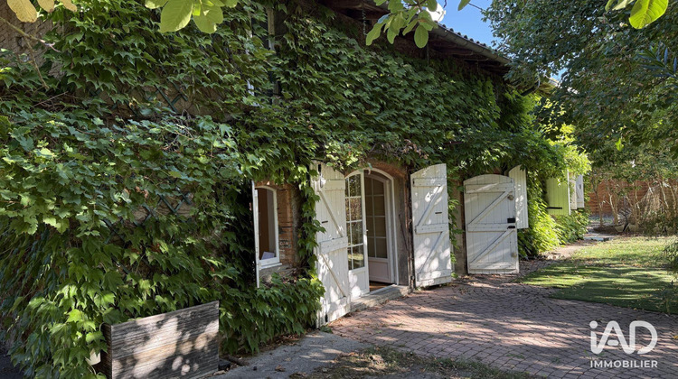Ma-Cabane - Location Divers Castelnau-d'Estrétefonds, 205 m²