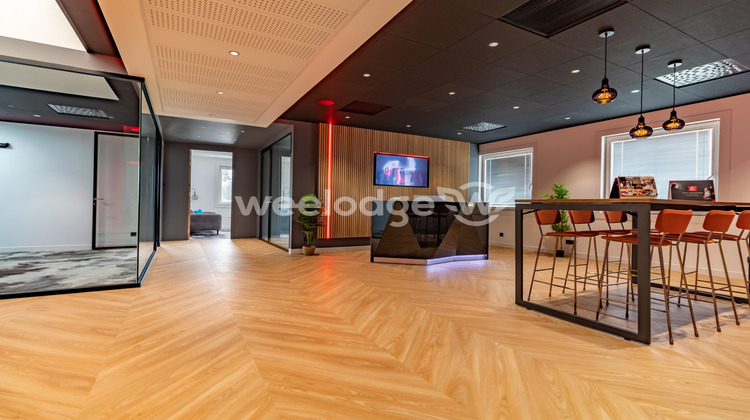 Ma-Cabane - Location Divers Cergy, 200 m²