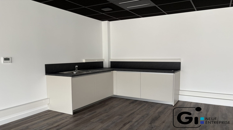 Ma-Cabane - Location Divers Challes-les-Eaux, 106 m²