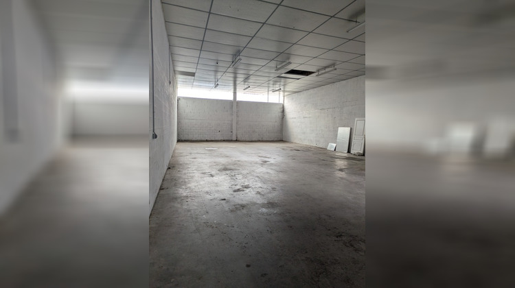 Ma-Cabane - Location Divers CHAMBERY, 200 m²