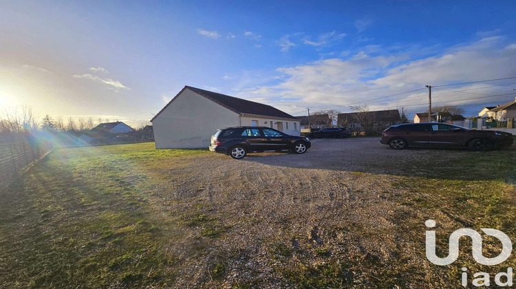 Ma-Cabane - Location Divers Charmoy, 20 m²