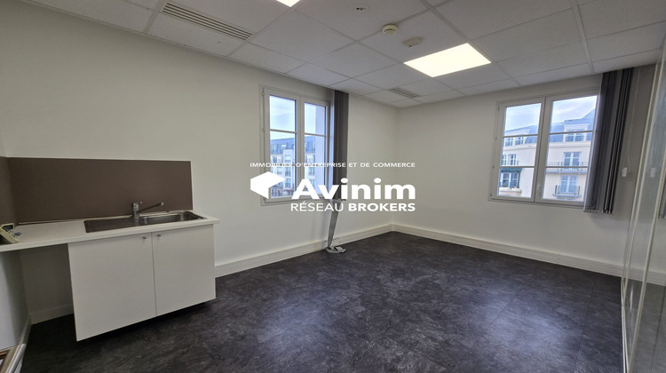 Ma-Cabane - Location Divers Chessy, 1528 m²