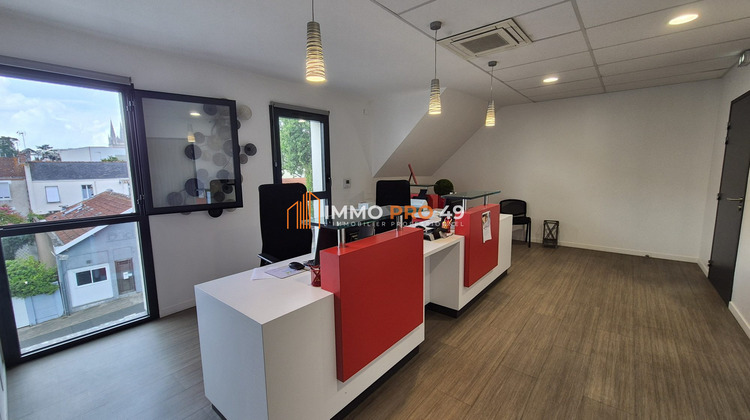 Ma-Cabane - Location Divers Cholet, 202 m²