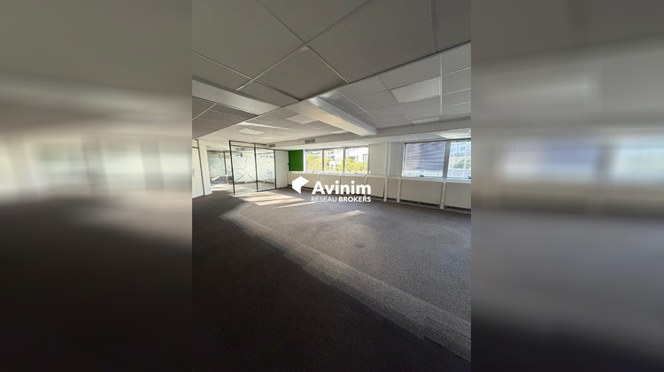 Ma-Cabane - Location Divers Colombes, 5117 m²