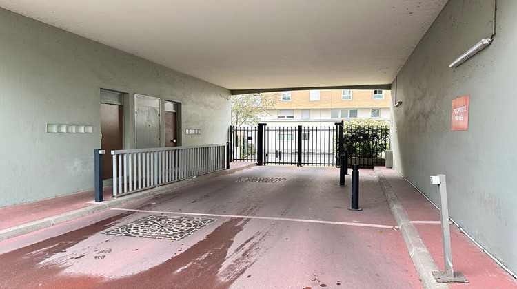 Ma-Cabane - Location Divers COURBEVOIE, 0 m²