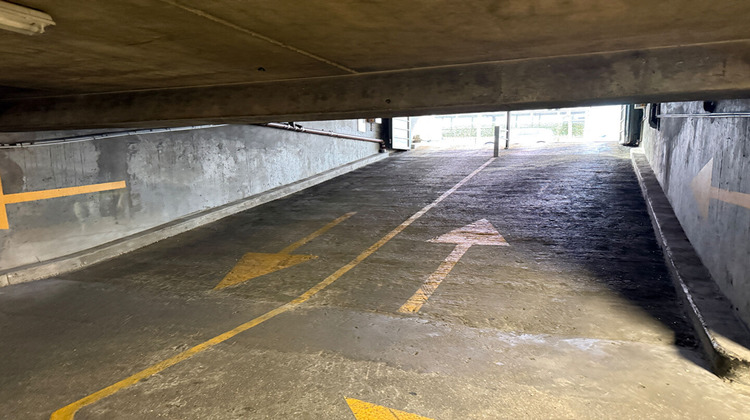 Ma-Cabane - Location Divers COURBEVOIE, 0 m²