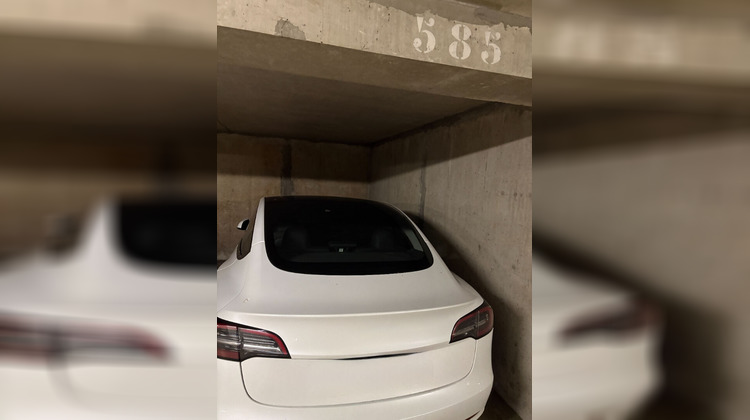 Ma-Cabane - Location Divers COURBEVOIE, 16 m²