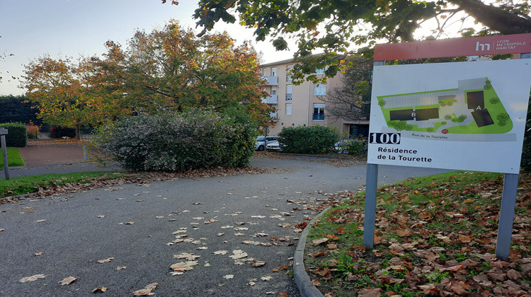 Ma-Cabane - Location Divers CRAPONNE, 0 m²