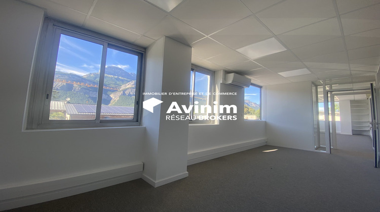 Ma-Cabane - Location Divers Crolles, 100 m²