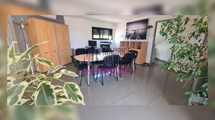 Ma-Cabane - Location Divers Entraigues-sur-la-Sorgue, 65 m²