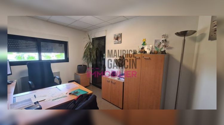 Ma-Cabane - Location Divers Entraigues-sur-la-Sorgue, 65 m²