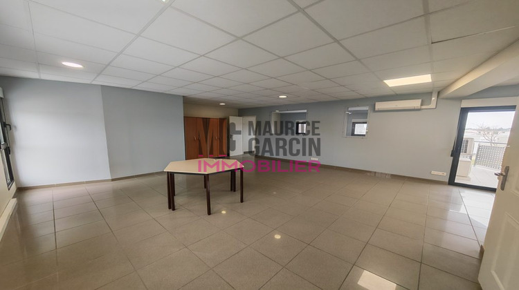 Ma-Cabane - Location Divers Entraigues-sur-la-Sorgue, 63 m²