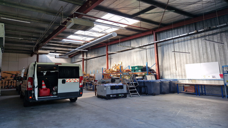 Ma-Cabane - Location Divers ETUPES, 400 m²