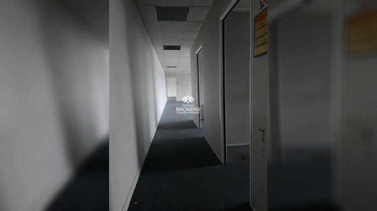 Ma-Cabane - Location Divers Fresnes, 159 m²