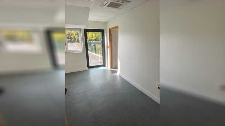 Ma-Cabane - Location Divers Giberville, 305 m²