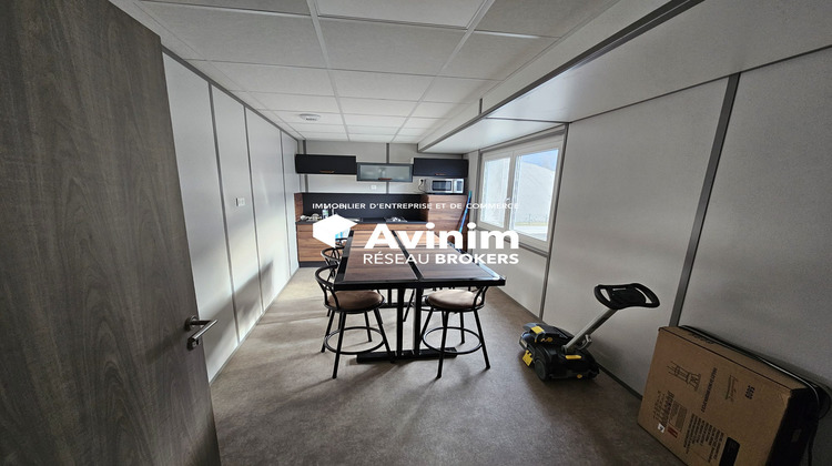 Ma-Cabane - Location Divers Gilly-sur-Isère, 285 m²