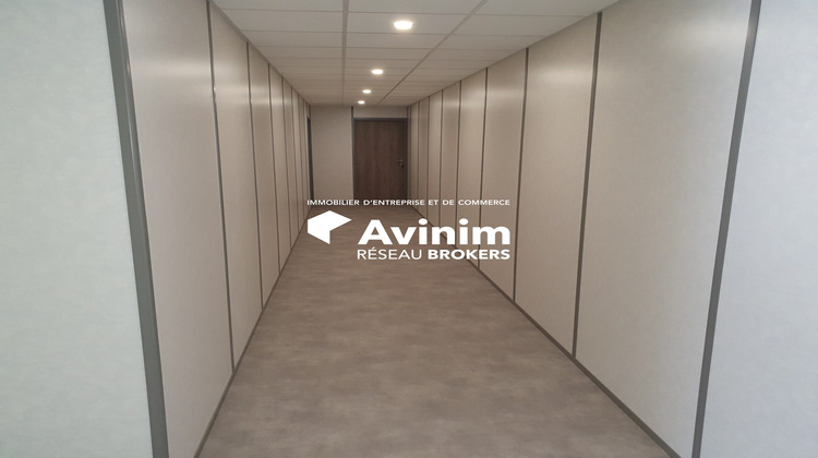 Ma-Cabane - Location Divers Gilly-sur-Isère, 285 m²