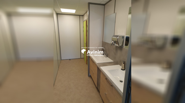 Ma-Cabane - Location Divers Gilly-sur-Isère, 285 m²