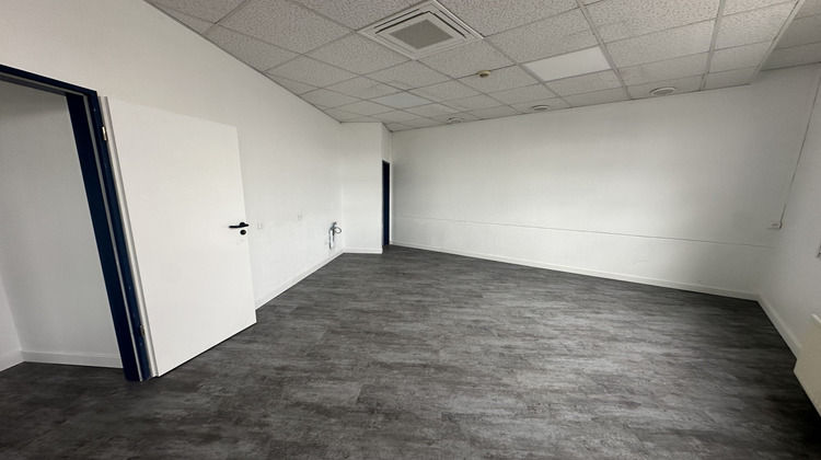 Ma-Cabane - Location Divers Goussainville, 459 m²