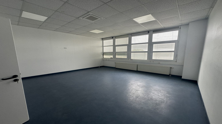 Ma-Cabane - Location Divers Goussainville, 459 m²