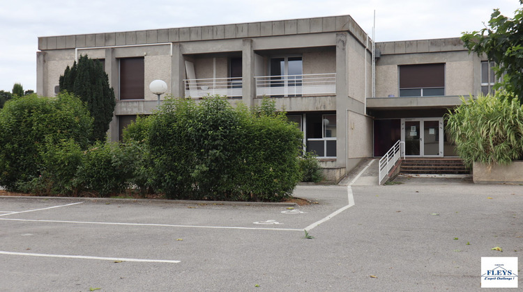 Ma-Cabane - Location Divers Grisolles, 139 m²