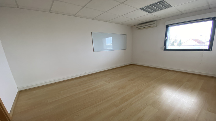 Ma-Cabane - Location Divers Horbourg-Wihr, 100 m²