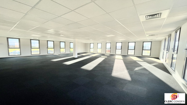 Ma-Cabane - Location Divers Isneauville, 282 m²