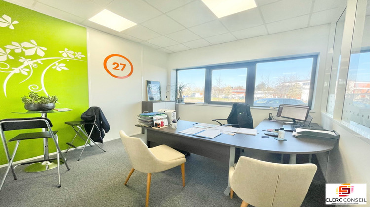 Ma-Cabane - Location Divers Isneauville, 143 m²