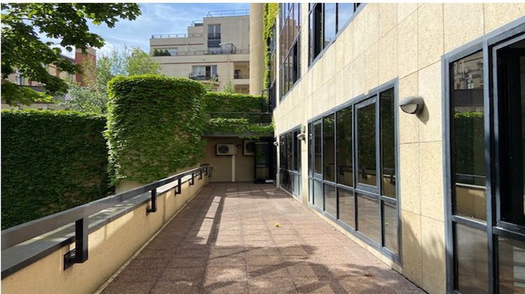 Ma-Cabane - Location Divers ISSY LES MOULINEAUX, 171 m²