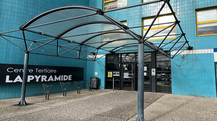 Ma-Cabane - Location Divers Istres, 258 m²