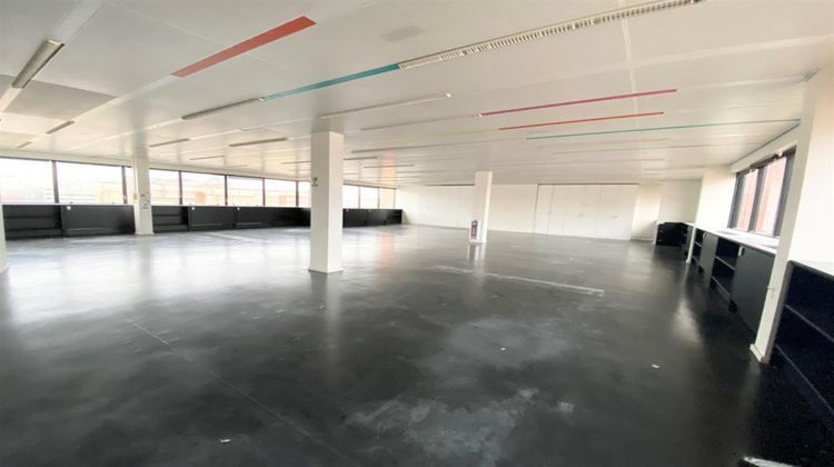 Ma-Cabane - Location Divers IVRY SUR SEINE, 860 m²