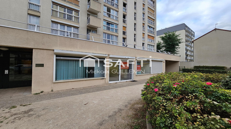 Ma-Cabane - Location Divers Ivry-sur-Seine, 201 m²