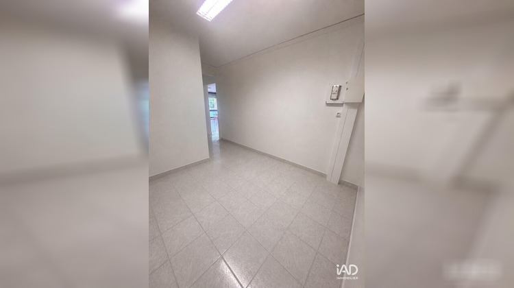 Ma-Cabane - Location Divers La Chapelle-Saint-Luc, 50 m²