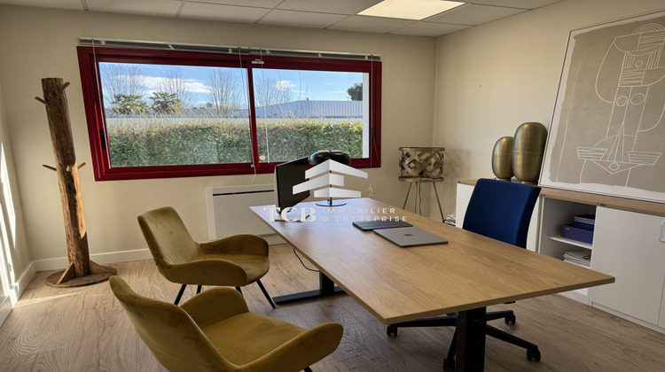 Ma-Cabane - Location Divers La Chapelle-sur-Erdre, 265 m²