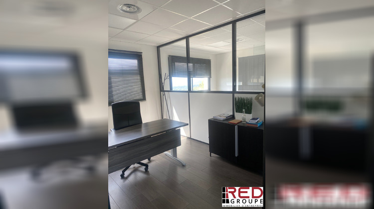 Ma-Cabane - Location Divers La Ciotat, 200 m²