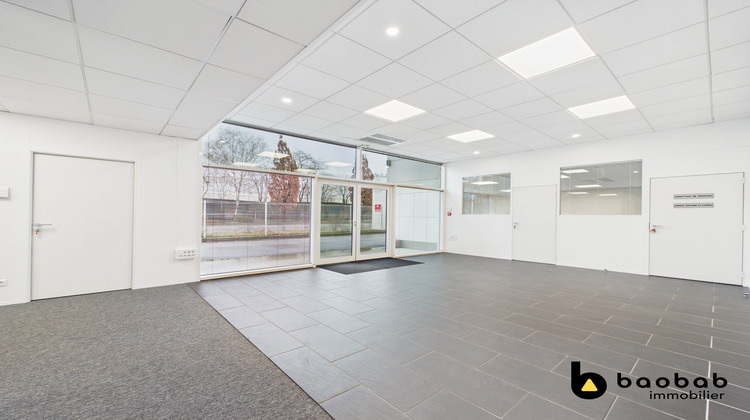 Ma-Cabane - Location Divers La Motte-Servolex, 251 m²