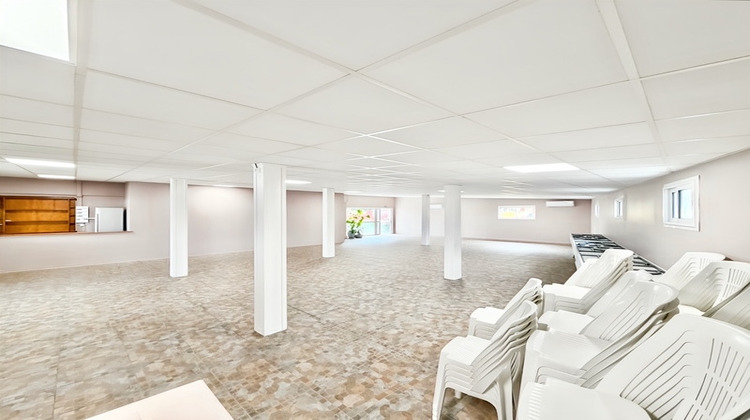 Ma-Cabane - Location Divers LA RIVIERE, 201 m²