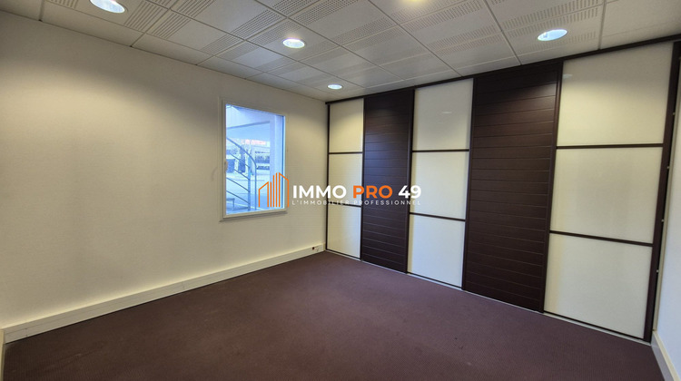 Ma-Cabane - Location Divers La Roche-sur-Yon, 220 m²