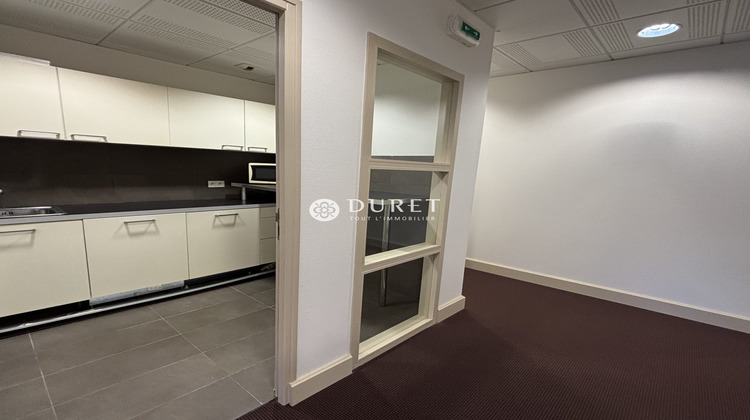 Ma-Cabane - Location Divers La Roche-sur-Yon, 225 m²