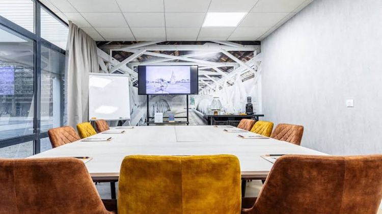 Ma-Cabane - Location Divers La Rochelle, 170 m²