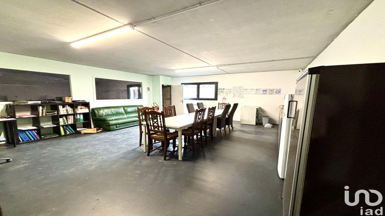 Ma-Cabane - Location Divers La Tour-de-Salvagny, 146 m²