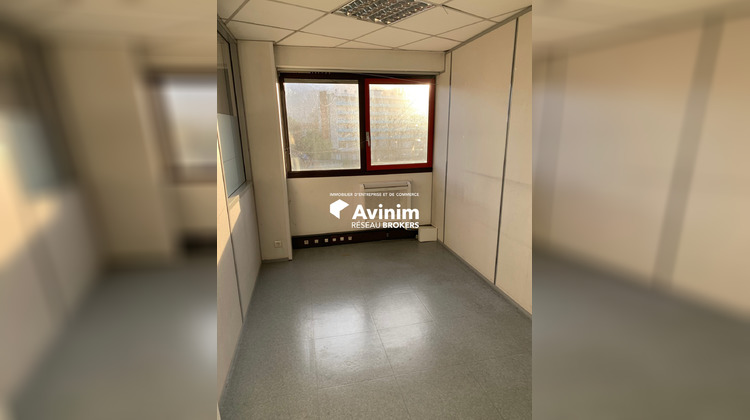 Ma-Cabane - Location Divers La Tronche, 456 m²