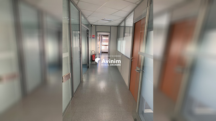 Ma-Cabane - Location Divers La Tronche, 456 m²